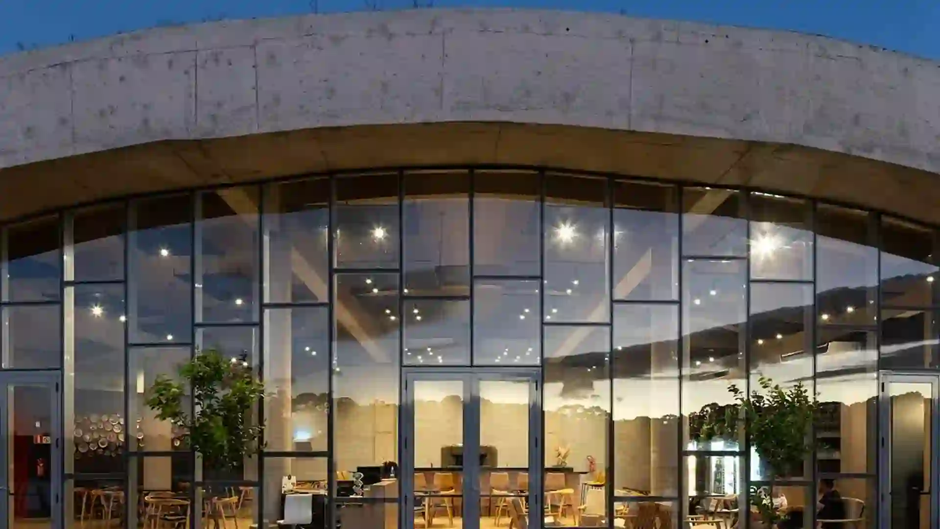رستوران Baffi معماری یکپارچه با طبیعت در برزیل